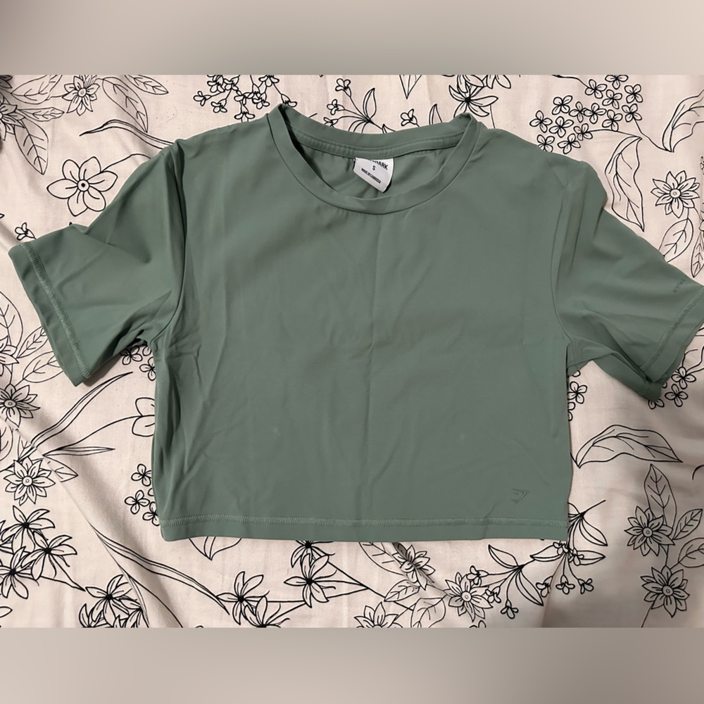 Gymshark Whitney short sleeve crop top